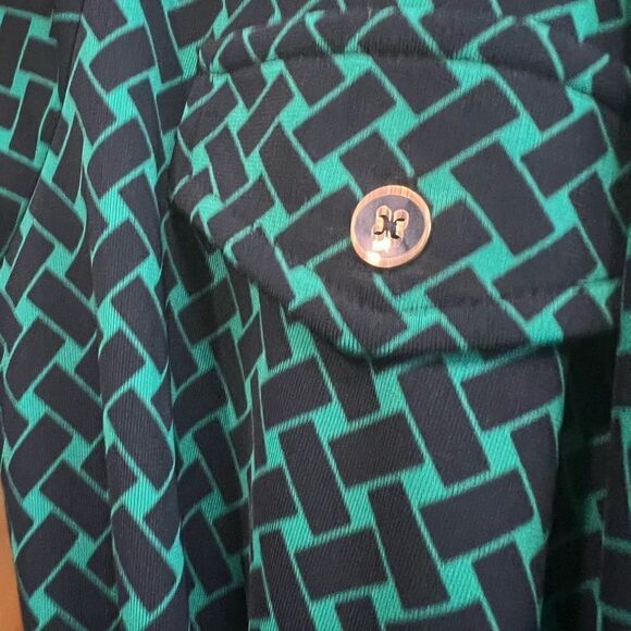 Talbots size 1X petite gorgeous green and navy print wrap dress - Picture 2 of 5